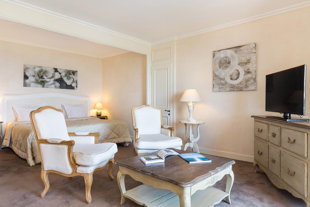 La Bastide De Tourtour Hotel&Spa Buitenkant foto
